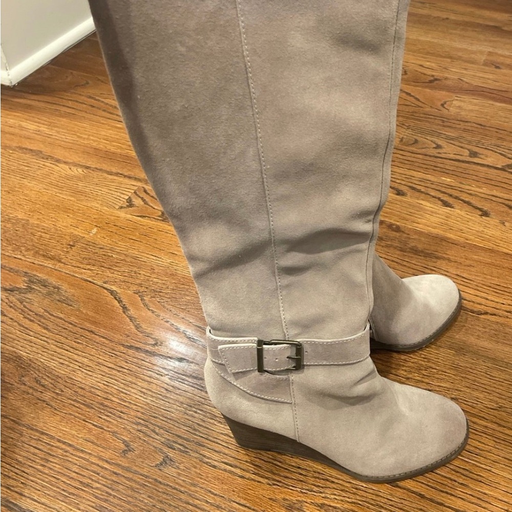 Sole Society Paloma Suede Knee High Wedge Boots Mushroom Gray 7.5